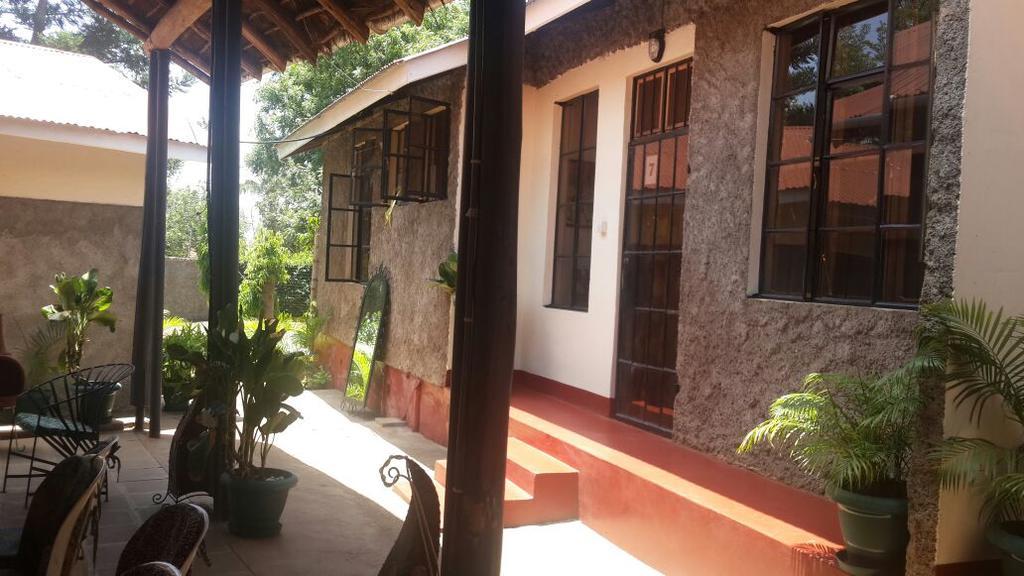 Mama Simba Bed And Breakfast Moshi Esterno foto