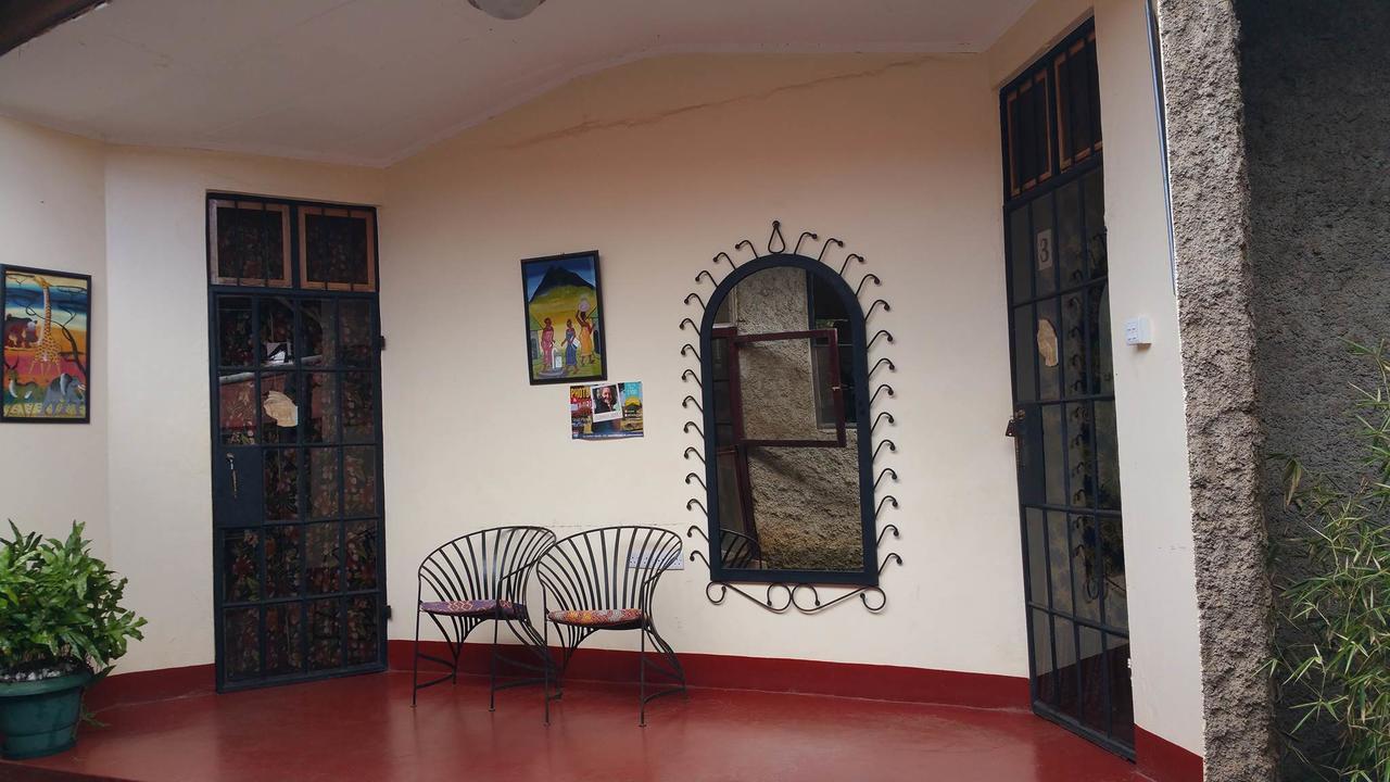 Mama Simba Bed And Breakfast Moshi Esterno foto